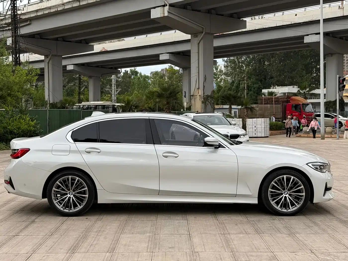 BMW 3 Series 2020 325Li First Edition — миниатюра 4