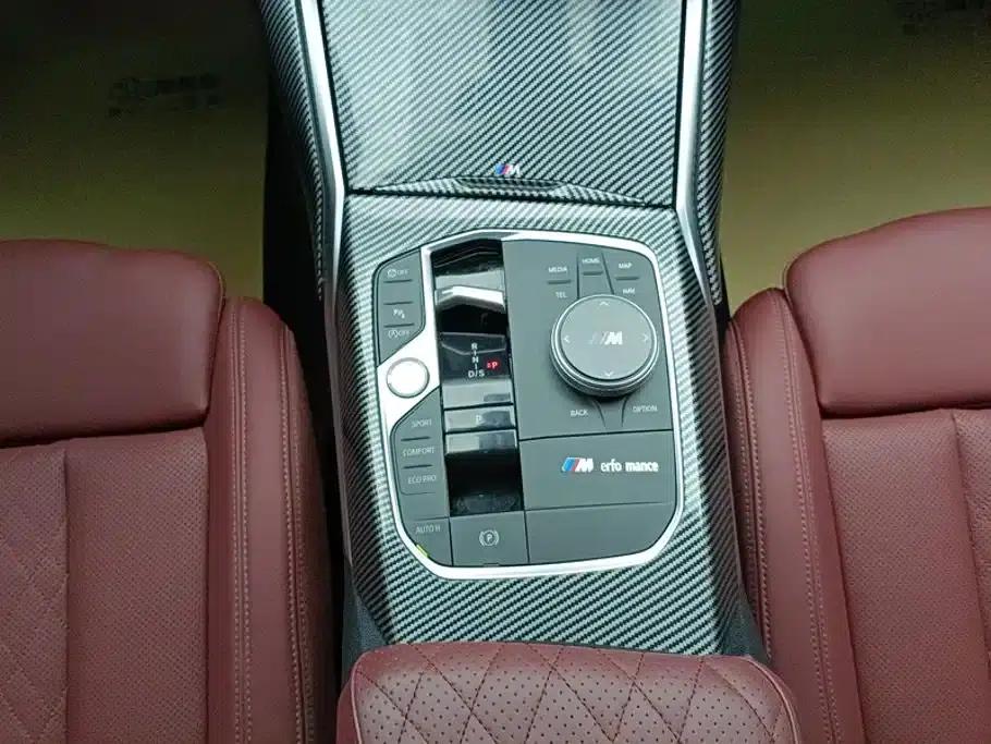 2024 BMW 3 Series 325i M Sport Package — миниатюра 16