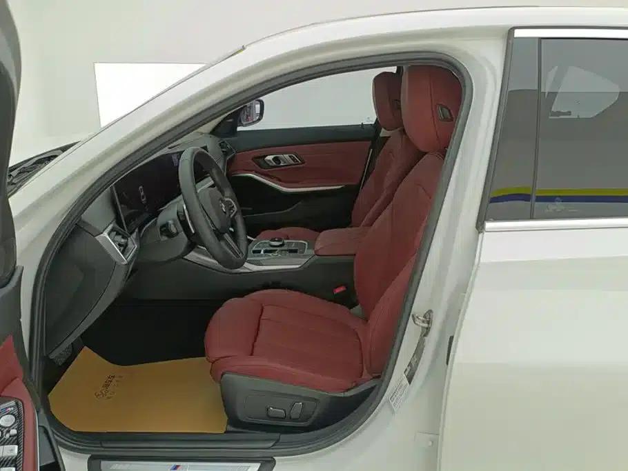 2024 BMW 3 Series 325i M Sport Package — миниатюра 9