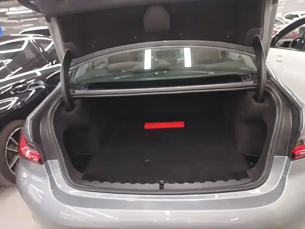 2023 BMW 3 Series 325Li M Sport Package — миниатюра 19