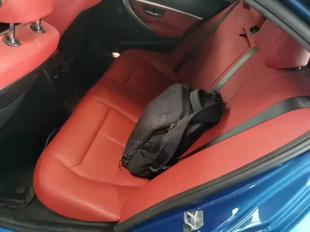 2019 BMW 3 Series 320i M Sport Shadow Edition — миниатюра 17