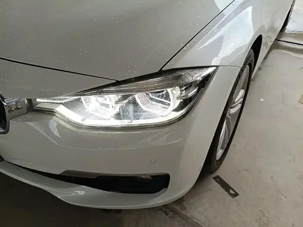 2017 BMW 3 Series 320Li Fashion Edition — миниатюра 24
