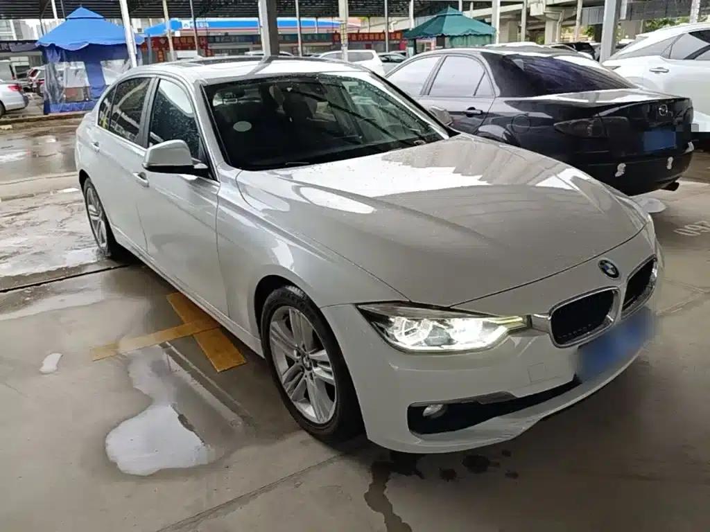 2017 BMW 3 Series 320Li Fashion Edition — миниатюра 4