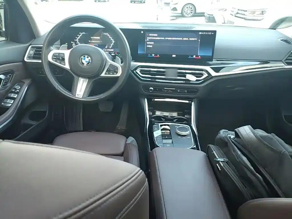 2023 BMW 3 Series 320Li M Sport Package — миниатюра 10