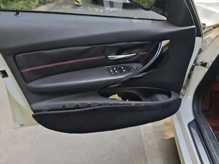 2013 BMW 3 Series (Imported) Facelift 320i Sport Design Package — миниатюра 7