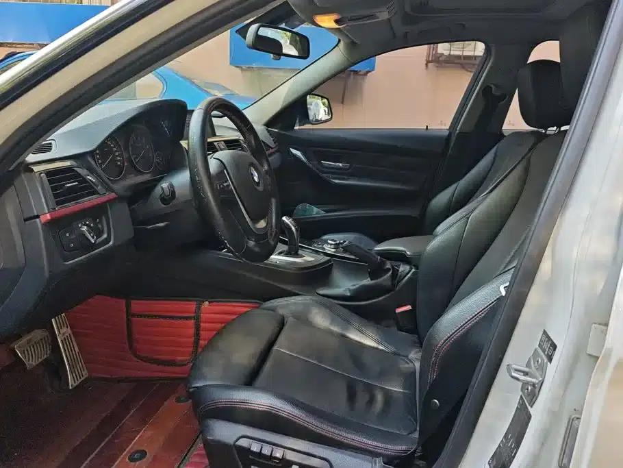 2013 BMW 3 Series (Imported) Facelift 320i Sport Design Package — миниатюра 9
