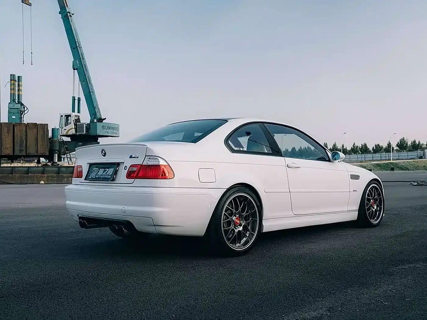 BMW 3 Series (Imported) 2003 Model 3.2L Manual — миниатюра 3