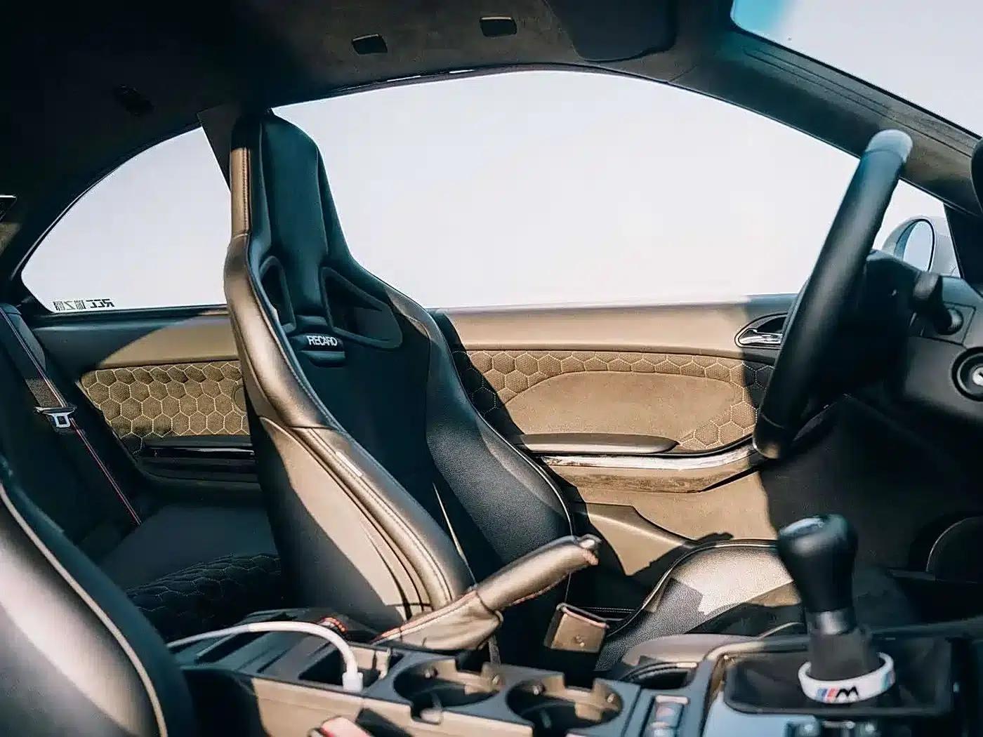 BMW 3 Series (Imported) 2003 Model 3.2L Manual — миниатюра 23
