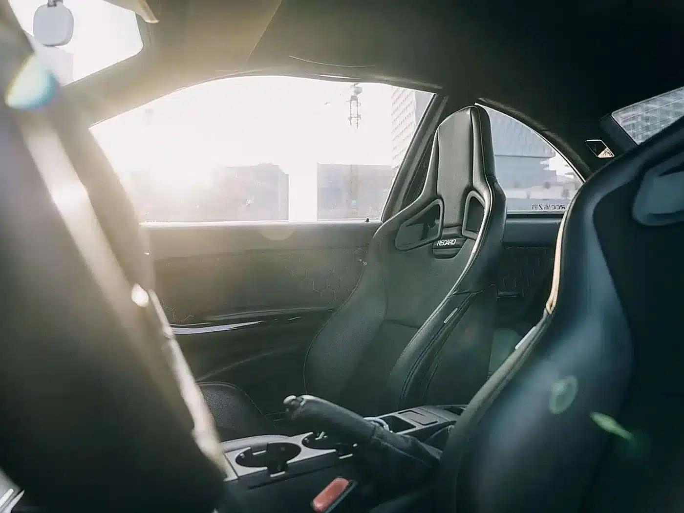BMW 3 Series (Imported) 2003 Model 3.2L Manual — миниатюра 24