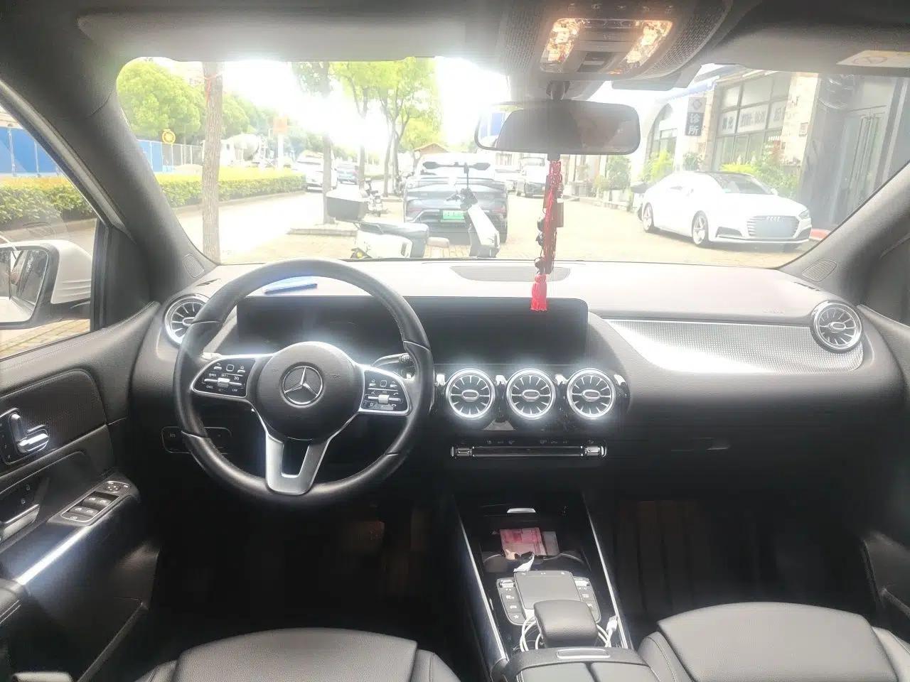 Mercedes-Benz B-Class 2021 B 200 Fashion Model — миниатюра 9