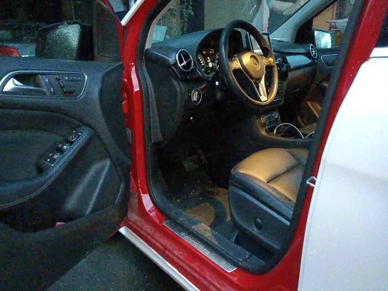 Mercedes-Benz B-Class 2012 B 180 — миниатюра 16