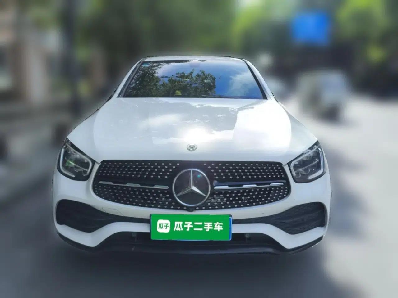 Mercedes-Benz GLC Coupe 2020 GLC 260 4MATIC Coupe SUV — миниатюра 2