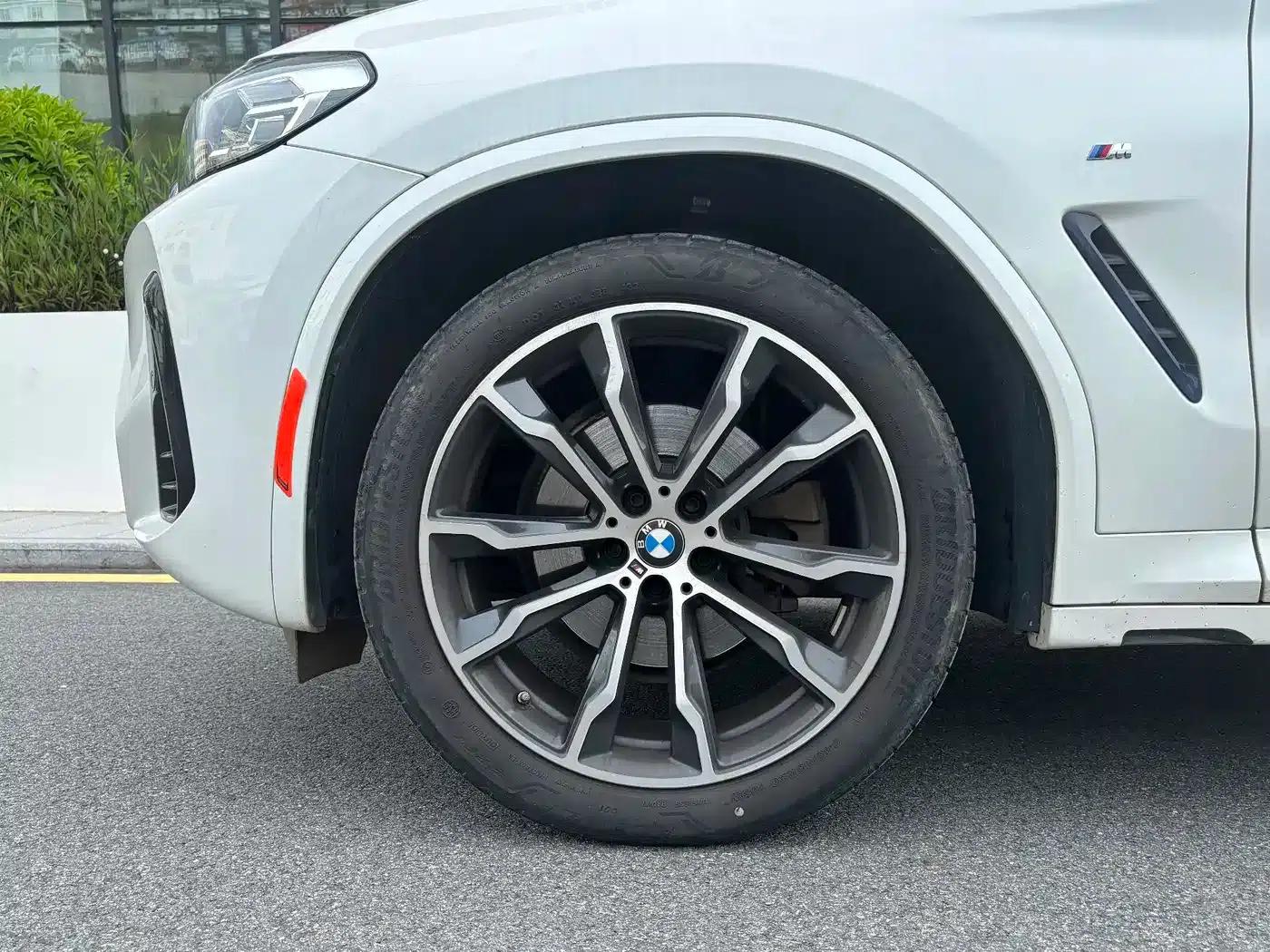 BMW X3 2022 xDrive30i Leading Edition M Sport Package — миниатюра 7