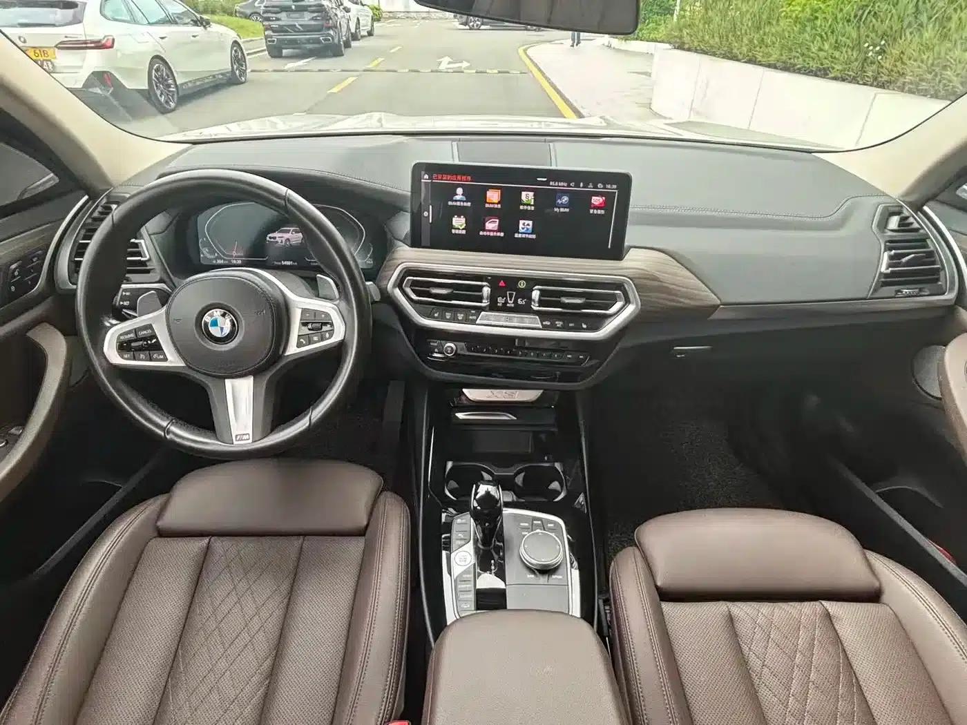 BMW X3 2022 xDrive30i Leading Edition M Sport Package — миниатюра 8