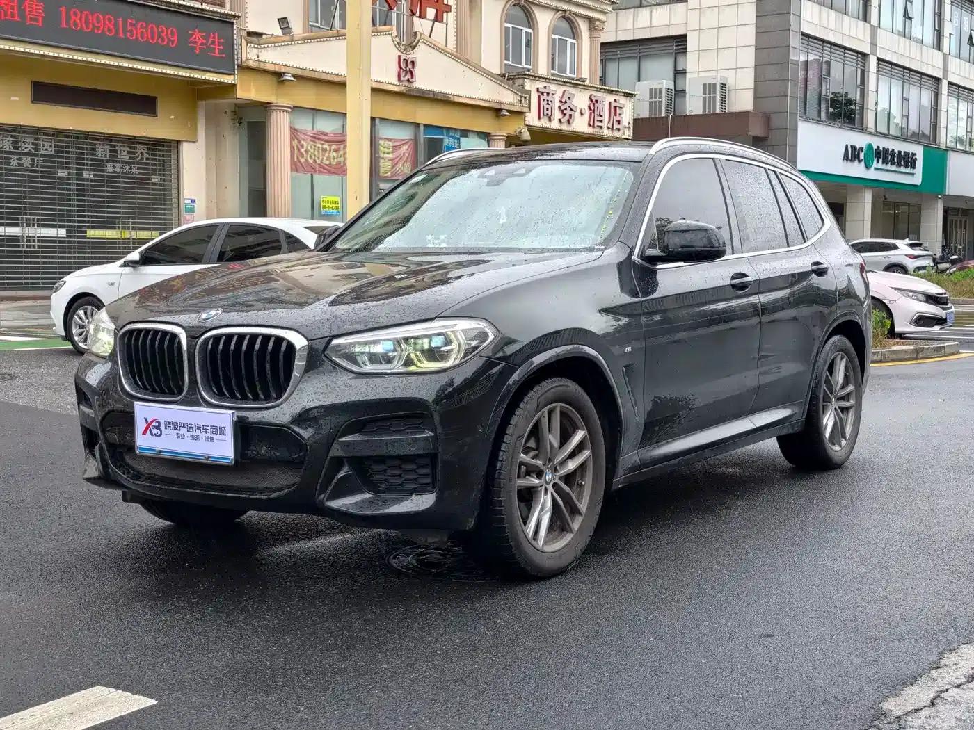 BMW X3 2021 xDrive28i M Sport Package — миниатюра 1