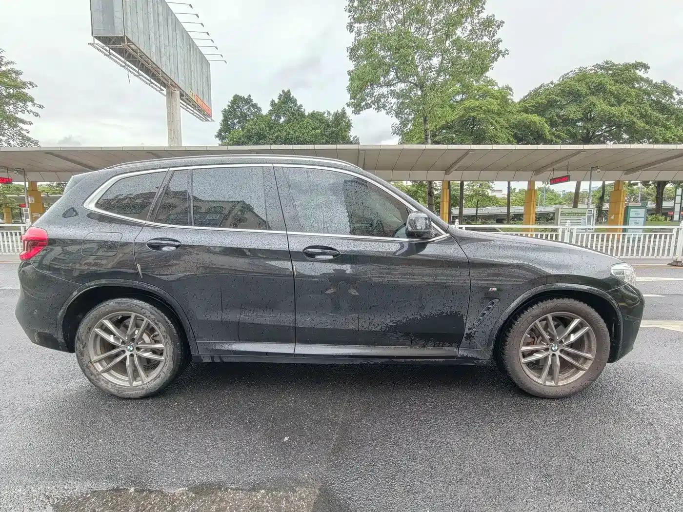 BMW X3 2021 xDrive28i M Sport Package — миниатюра 3