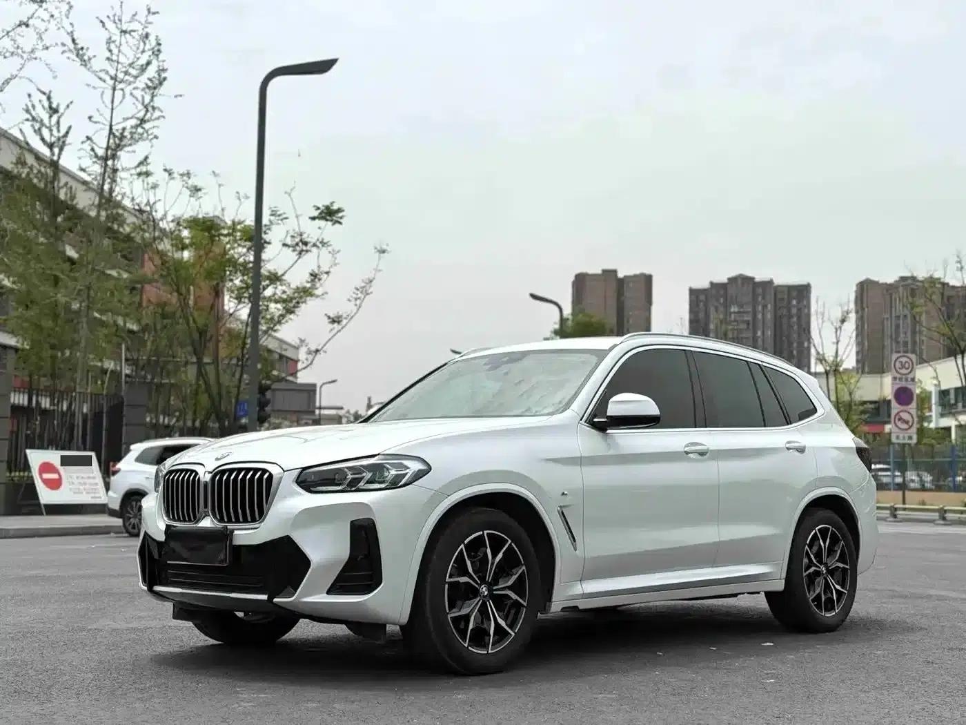 2022 BMW X3 xDrive25i M Sport Package — миниатюра 1