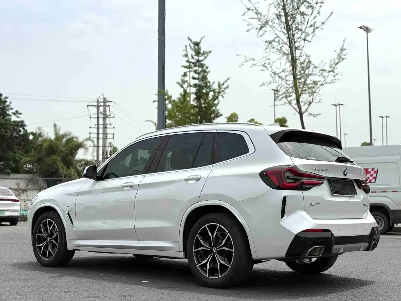 2022 BMW X3 xDrive25i M Sport Package — миниатюра 13