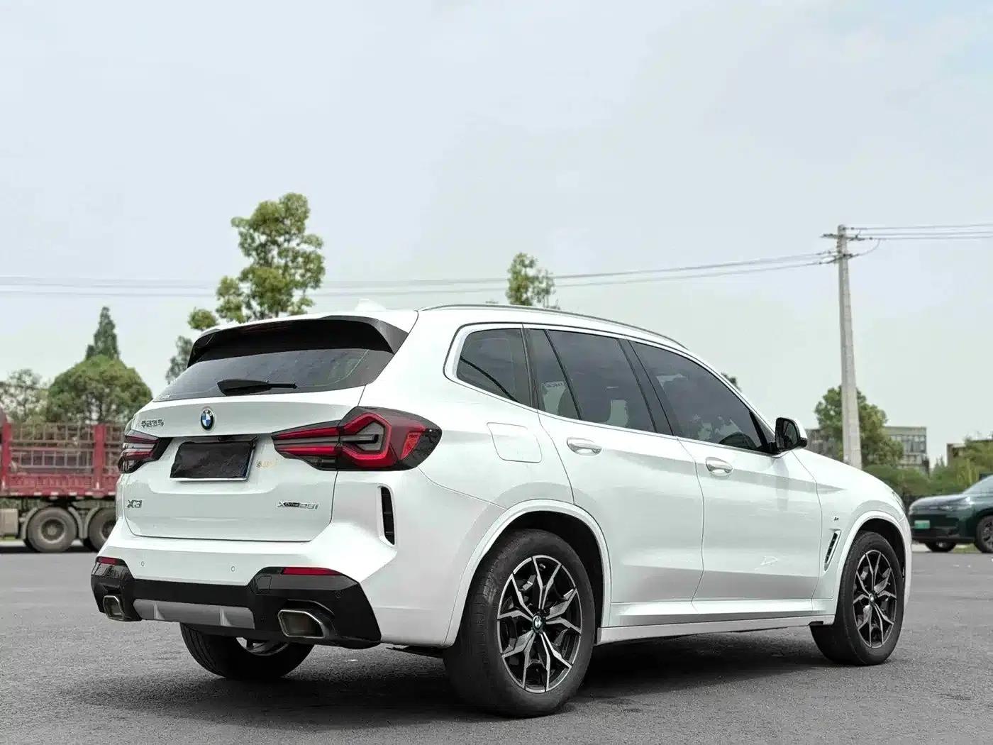 2022 BMW X3 xDrive25i M Sport Package — миниатюра 15