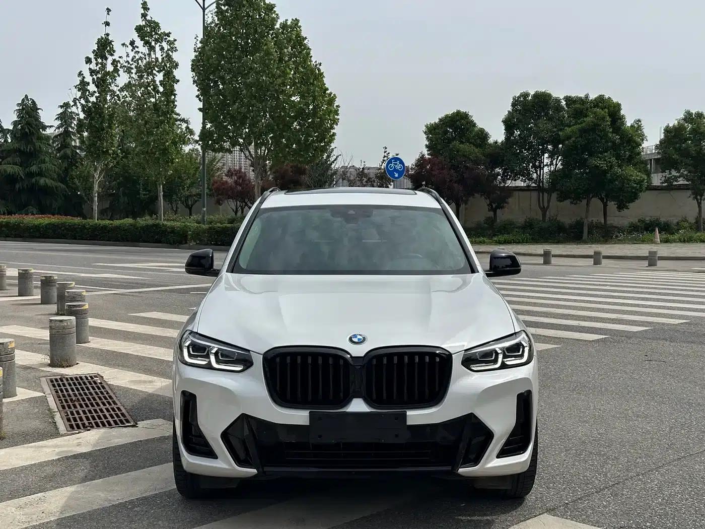 BMW X3 2022 xDrive30i Leading Edition M Sport Package — миниатюра 3