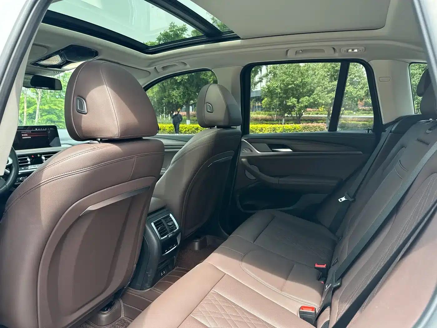 BMW X3 2022 xDrive30i Leading Edition M Sport Package — миниатюра 6