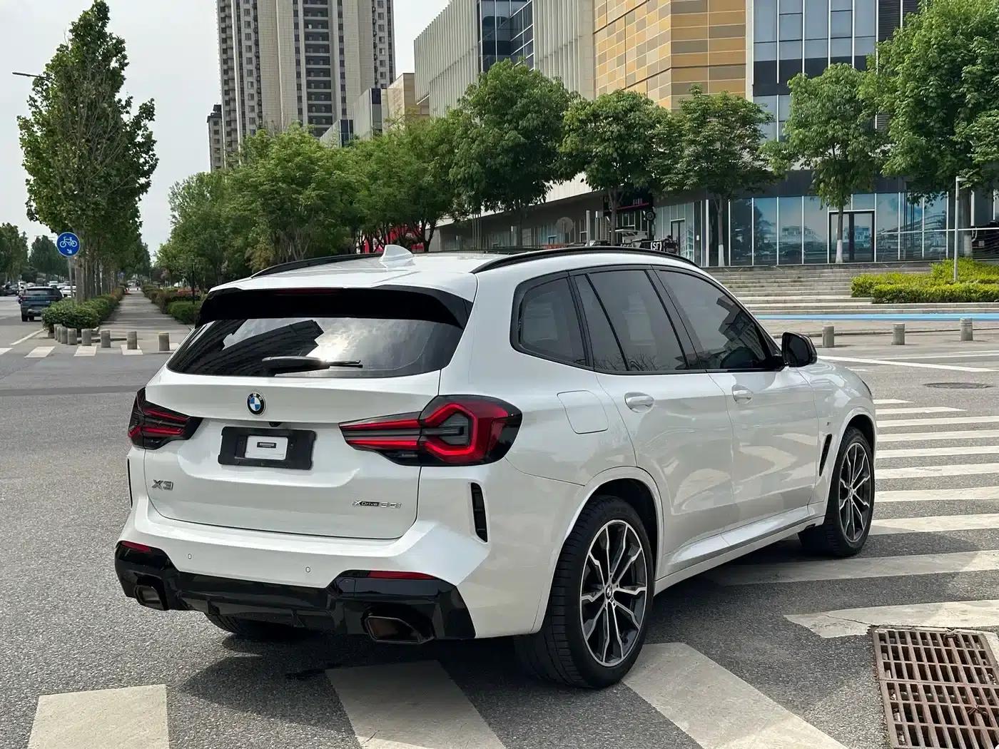 BMW X3 2022 xDrive30i Leading Edition M Sport Package — миниатюра 7
