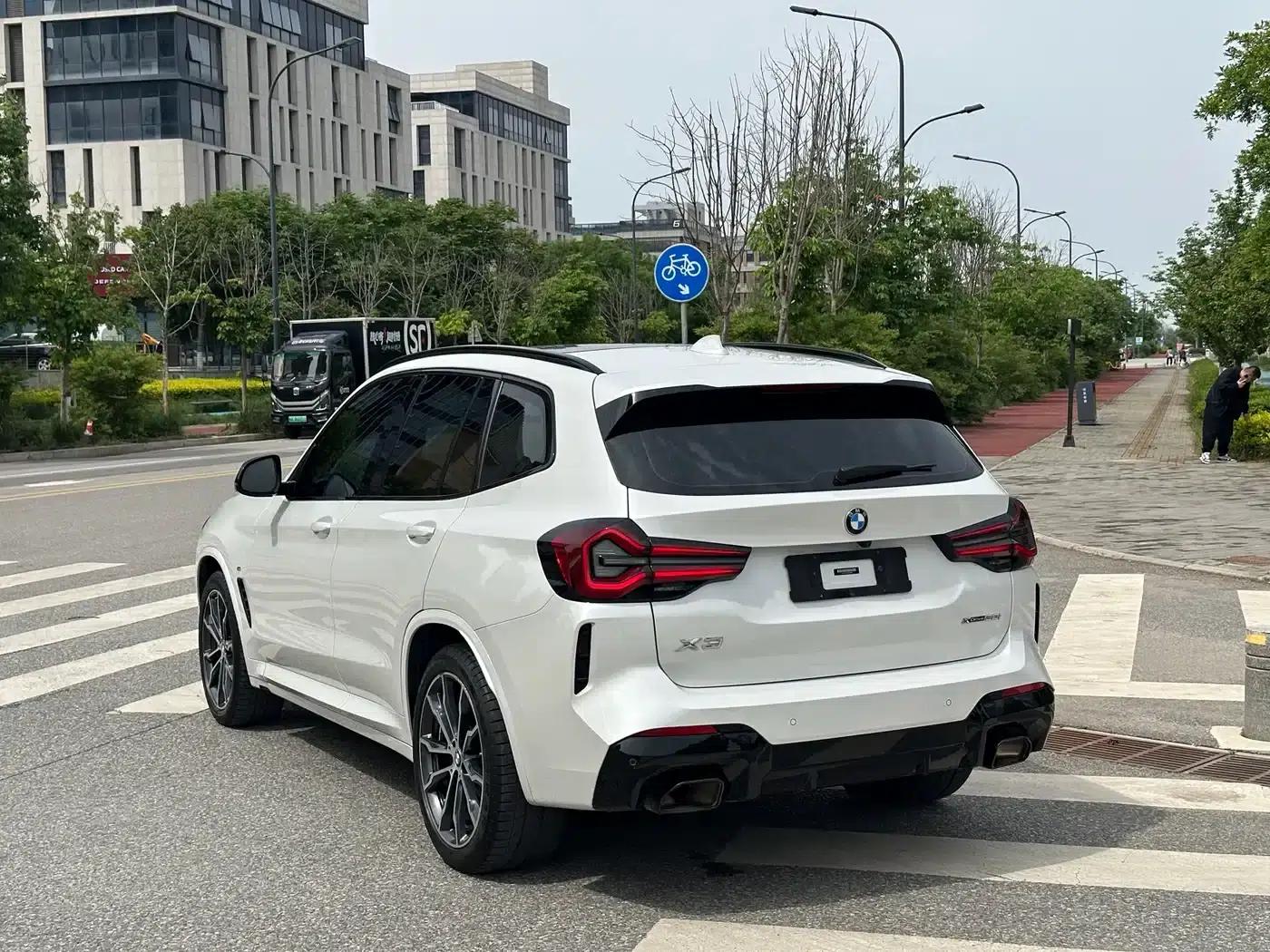 BMW X3 2022 xDrive30i Leading Edition M Sport Package — миниатюра 9