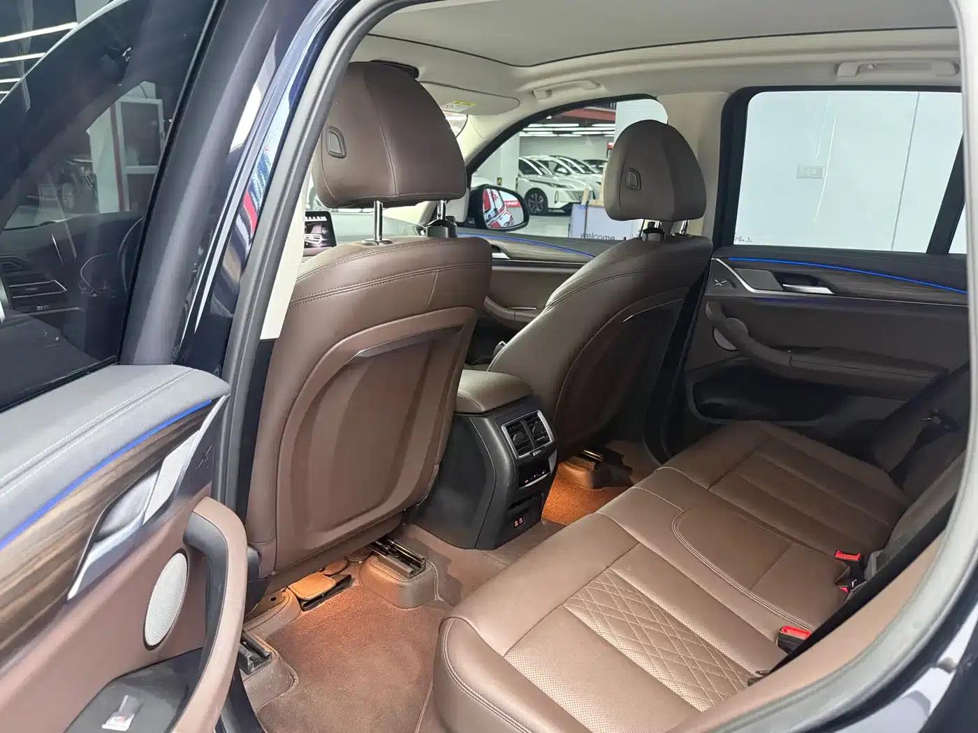 BMW X3 2023 Facelift xDrive30i Leading Edition M Sport Package — миниатюра 9