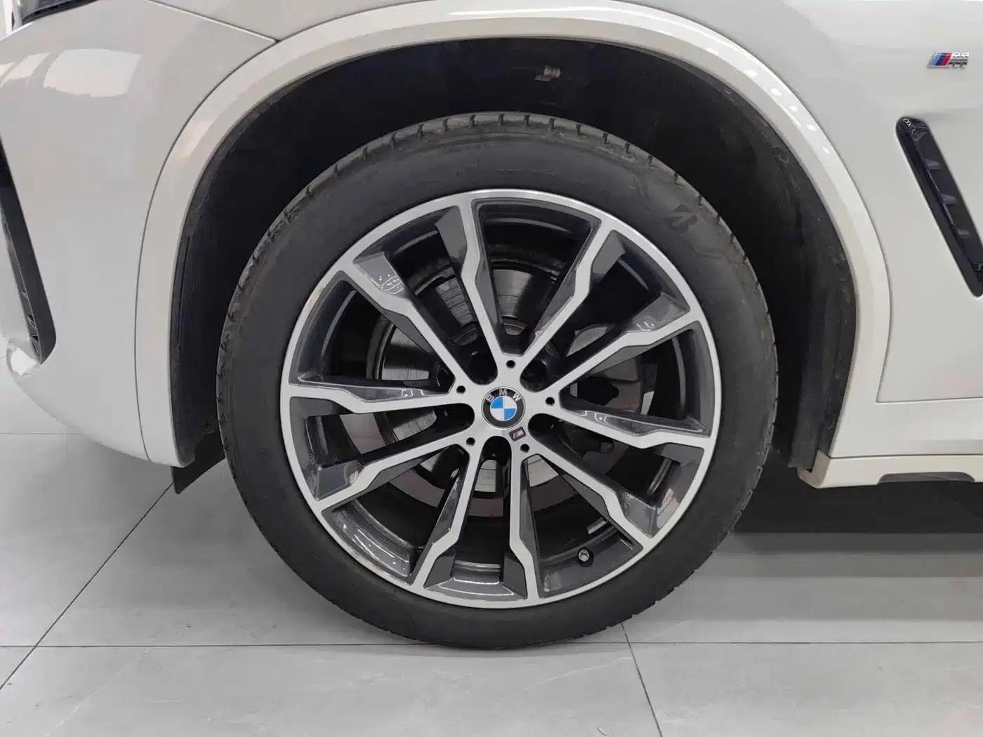 BMW X3 2021 xDrive30i Leading M Sport Package — миниатюра 14
