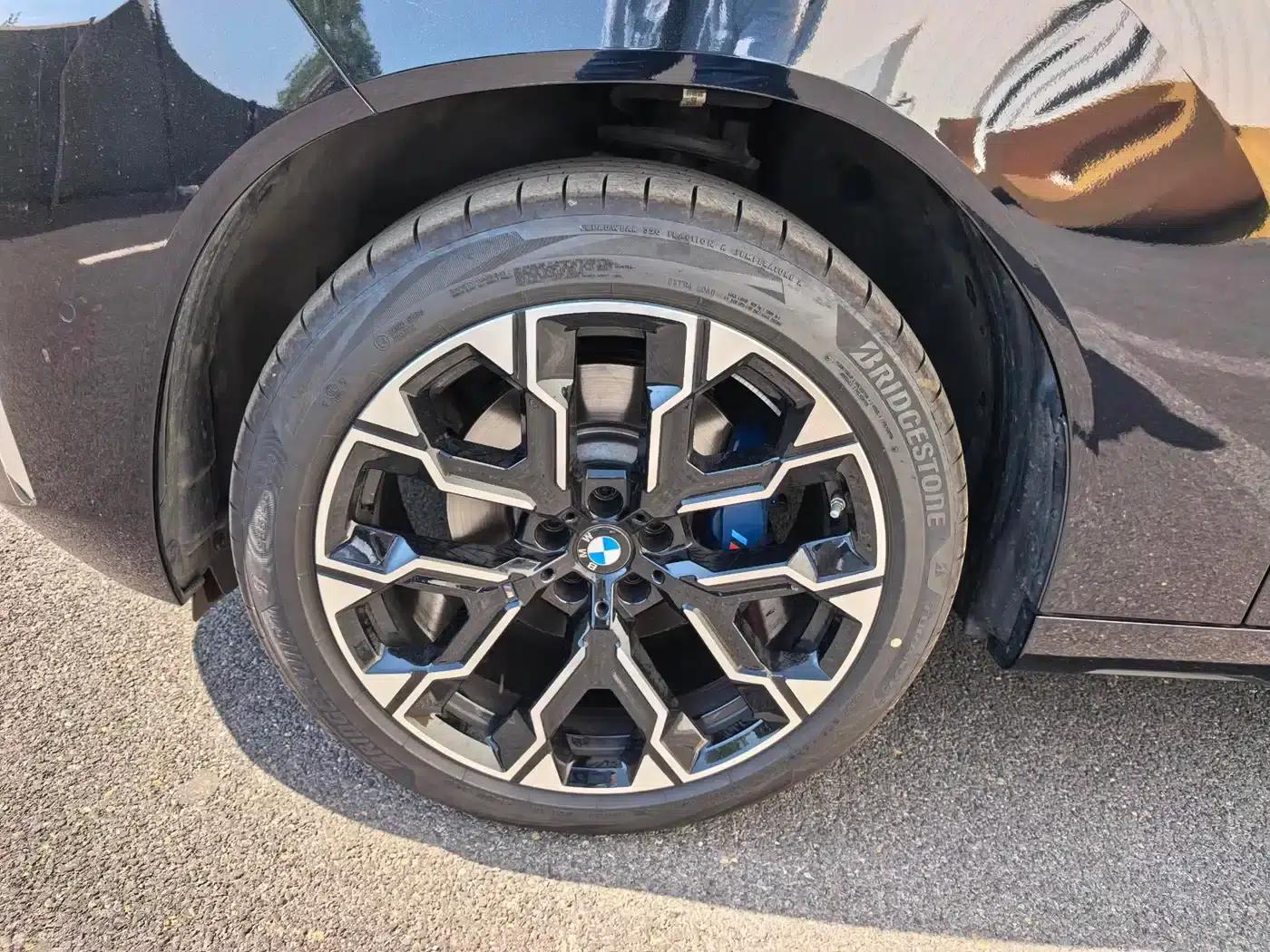 BMW X3 2025 xDrive30L Luxury M Sport Package — миниатюра 4