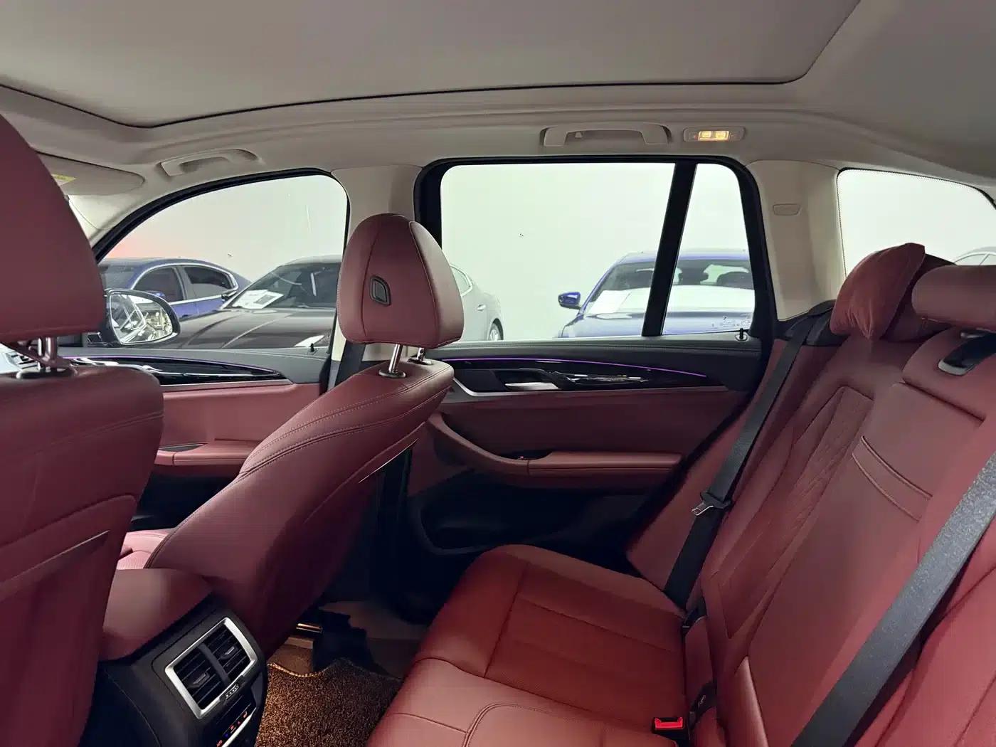 2023 BMW X3 xDrive25i M Sport Package — миниатюра 7