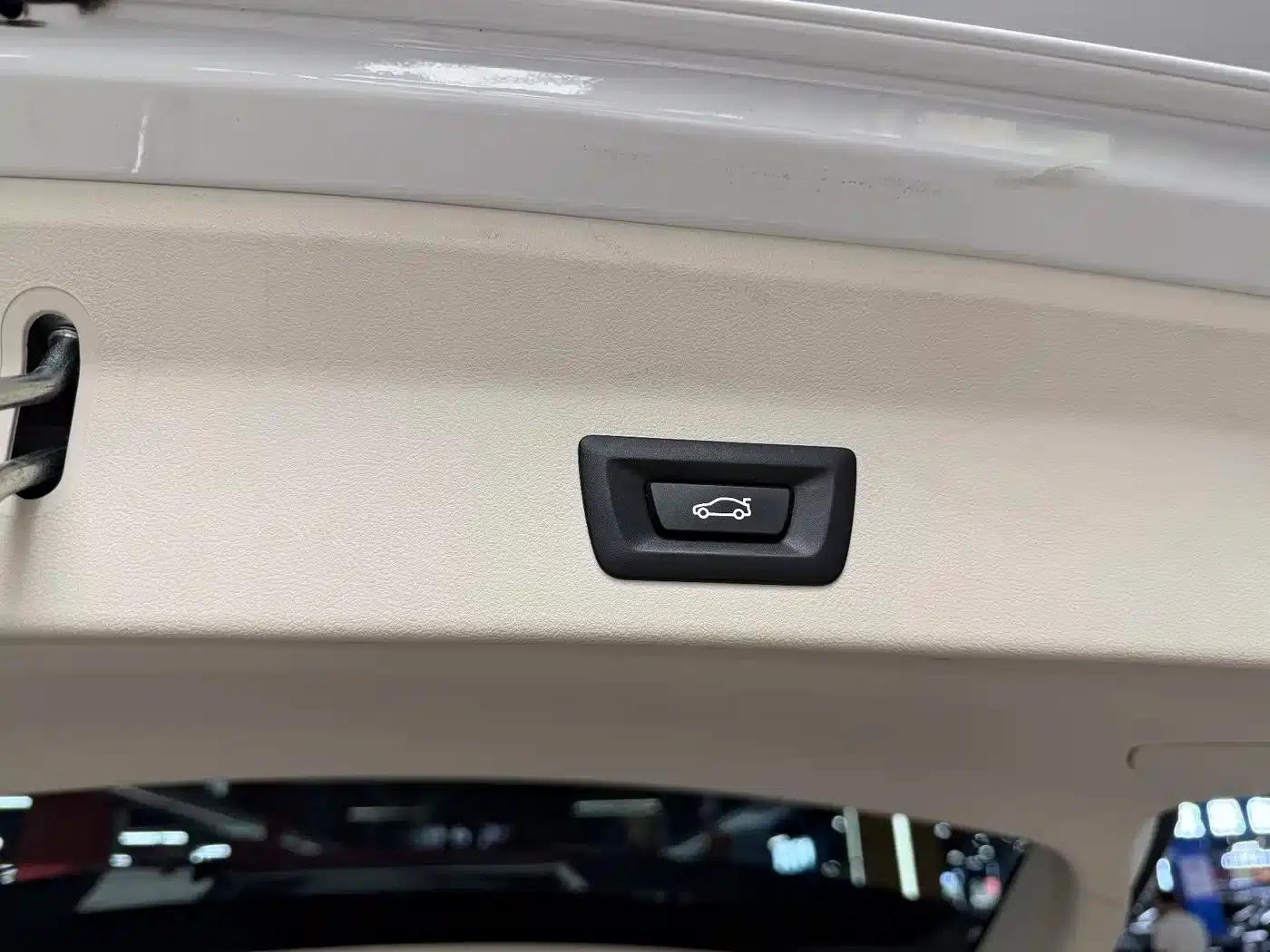 BMW X3 2018 xDrive25i M Sport Package (China V emission standard) — миниатюра 16