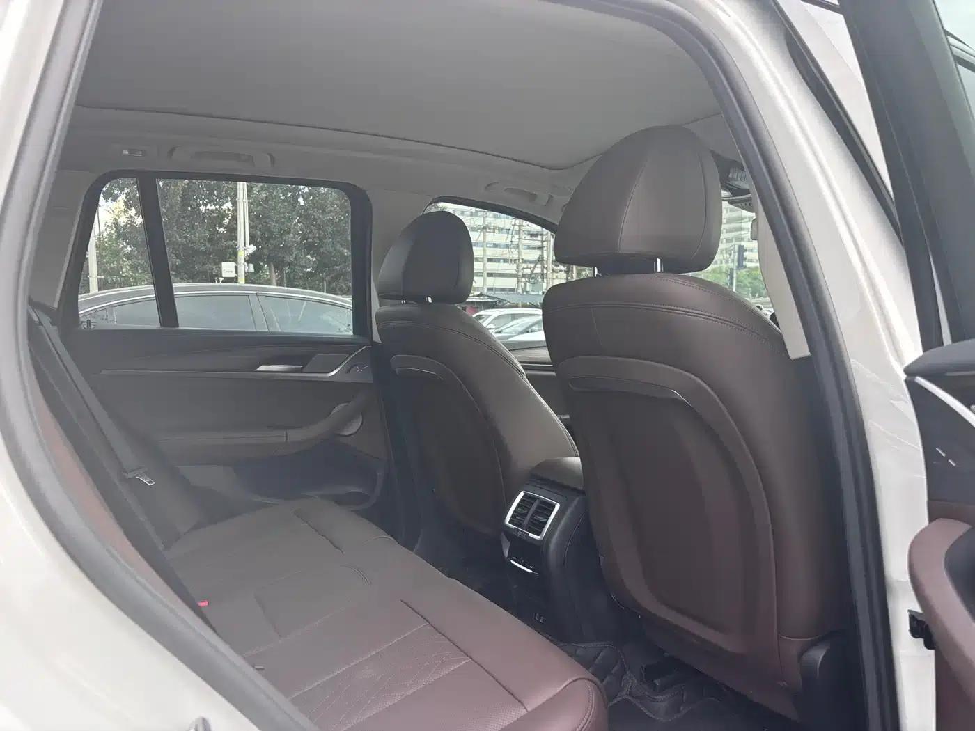 BMW X3 2023 Facelift xDrive30i Leading Edition M Sport Package — миниатюра 9