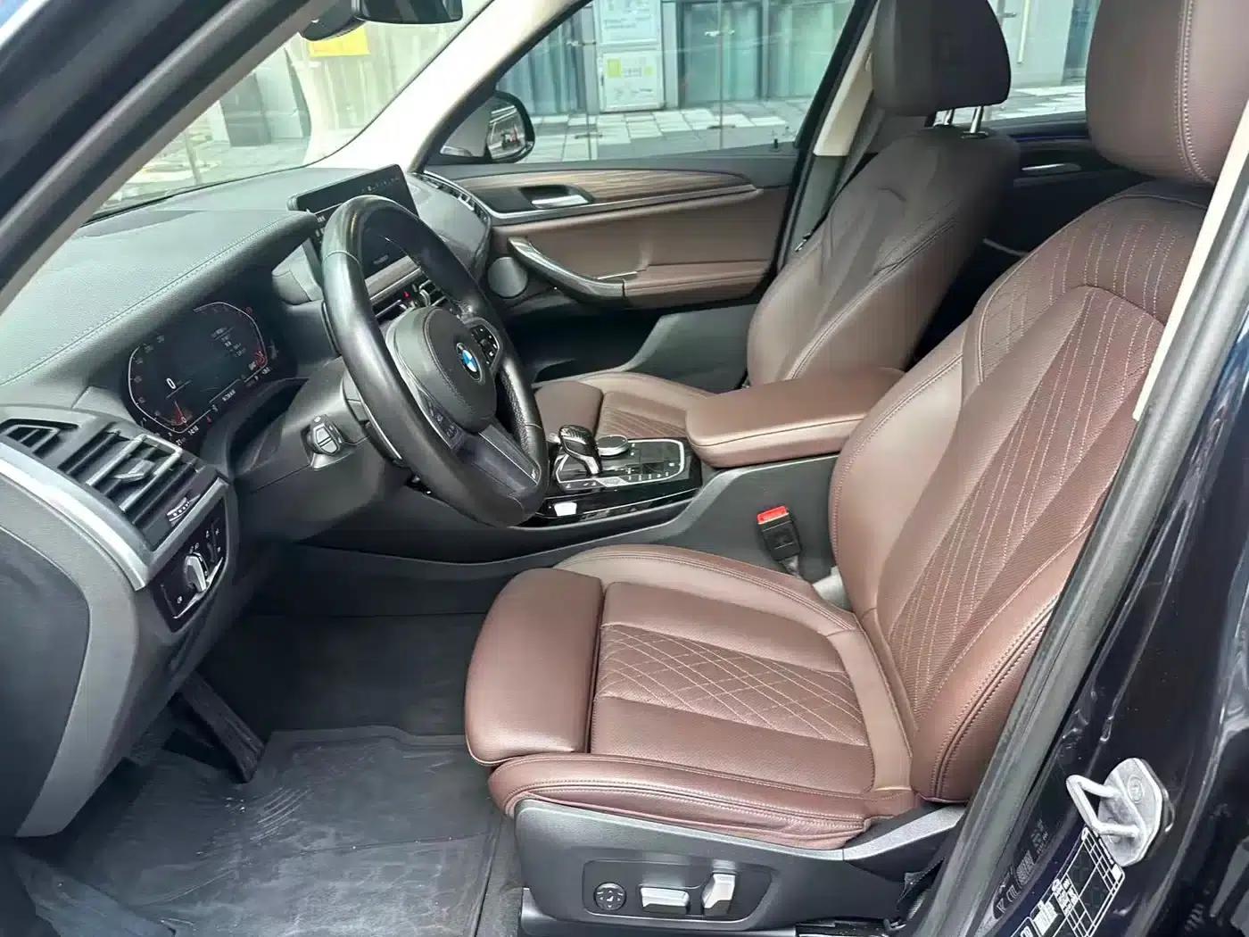BMW X3 2022 xDrive30i Leading Edition M Sport Package — миниатюра 9
