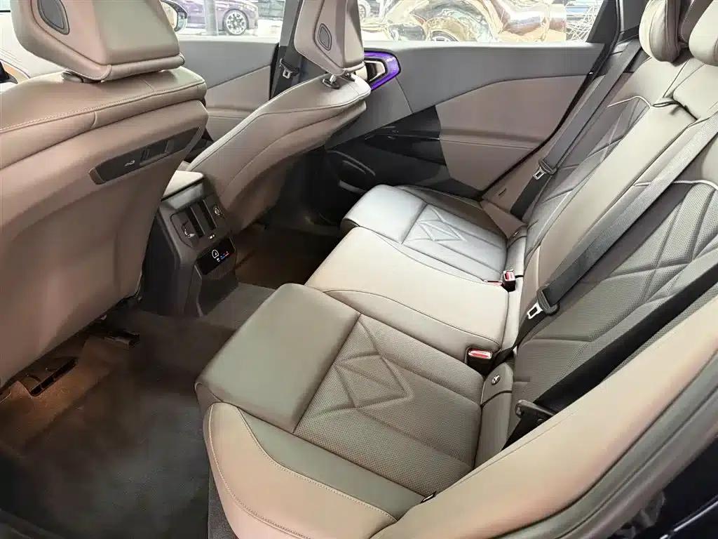 BMW X3 2025 xDrive30L Luxury M Sport Package — миниатюра 14