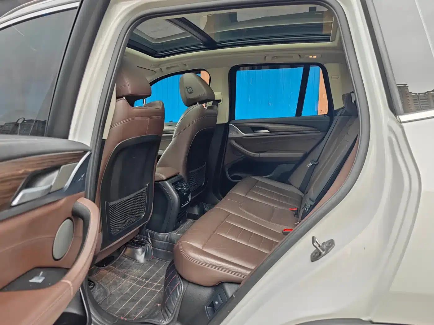 BMW X3 2020 xDrive28i Luxury Package — миниатюра 11