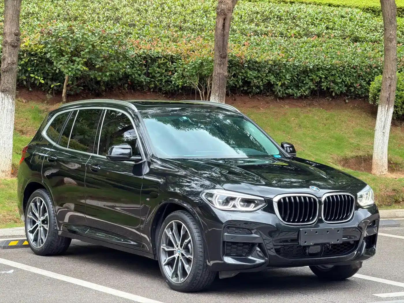 BMW X3 2021 xDrive30i Leading M Sport Package — миниатюра 3