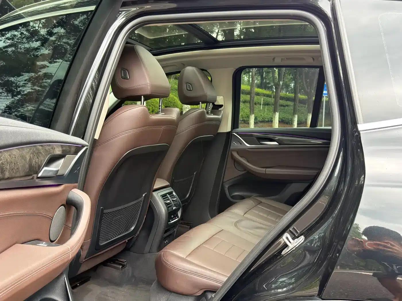 BMW X3 2021 xDrive30i Leading M Sport Package — миниатюра 6