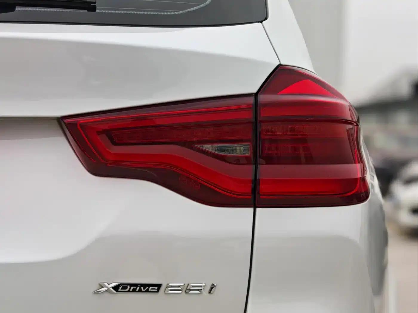 BMW X3 2020 xDrive25i M Sport Package — миниатюра 24