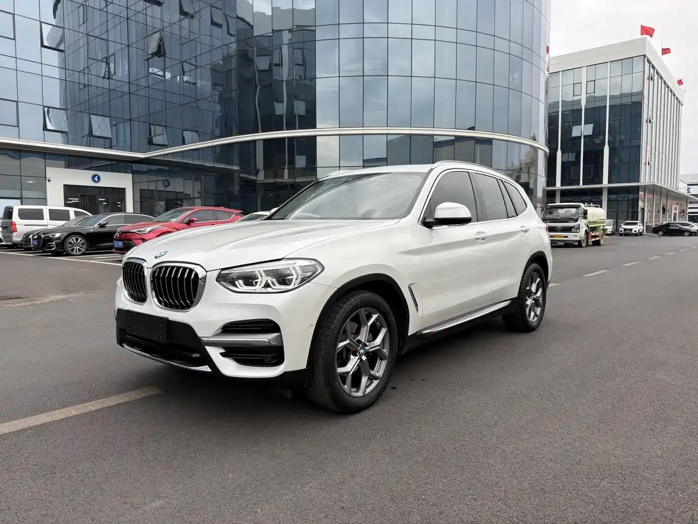 BMW X3 2021 xDrive28i Luxury Package — миниатюра 2