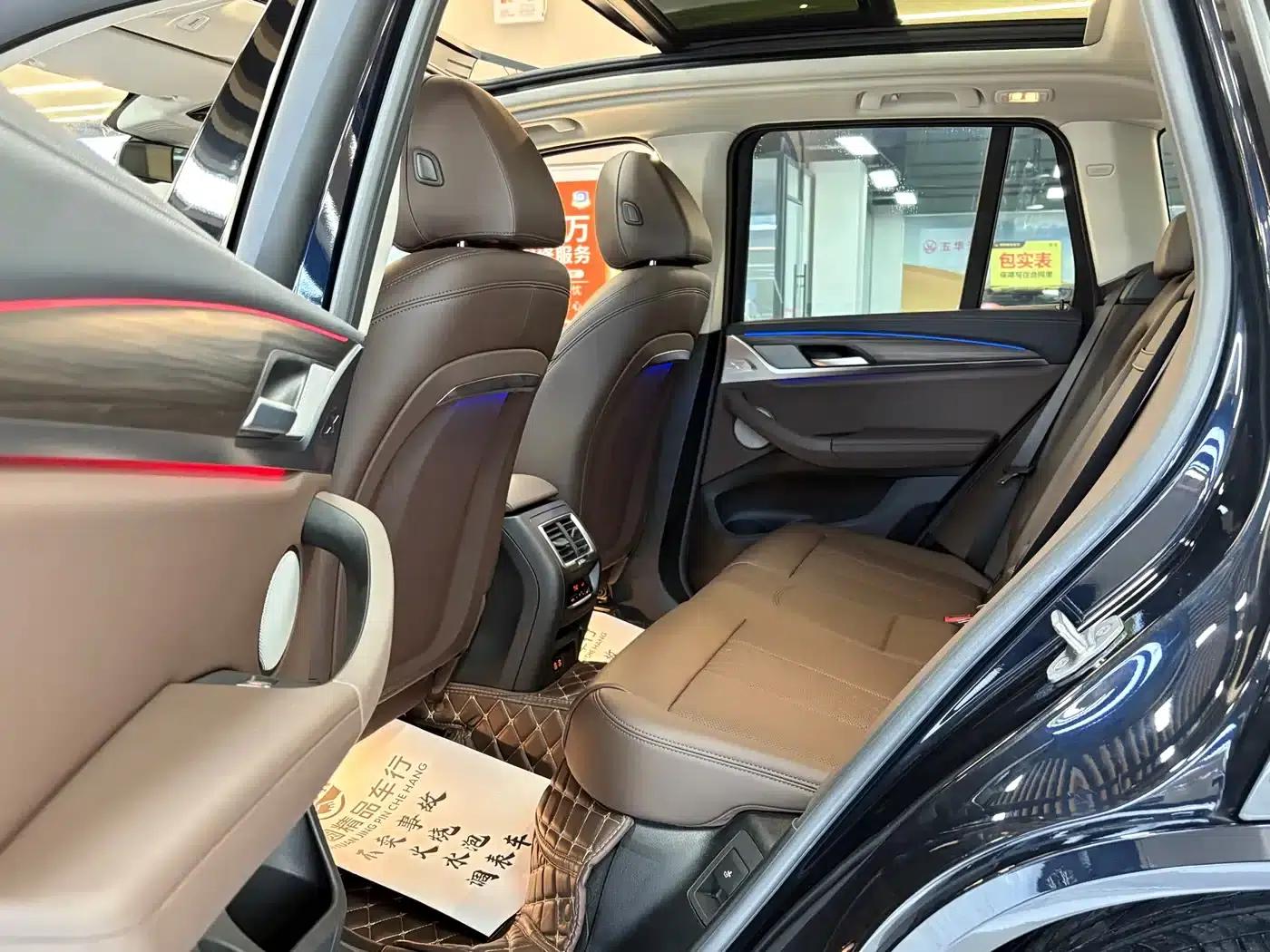 BMW X3 2023 xDrive30i Leading Edition M Sport Package — миниатюра 12