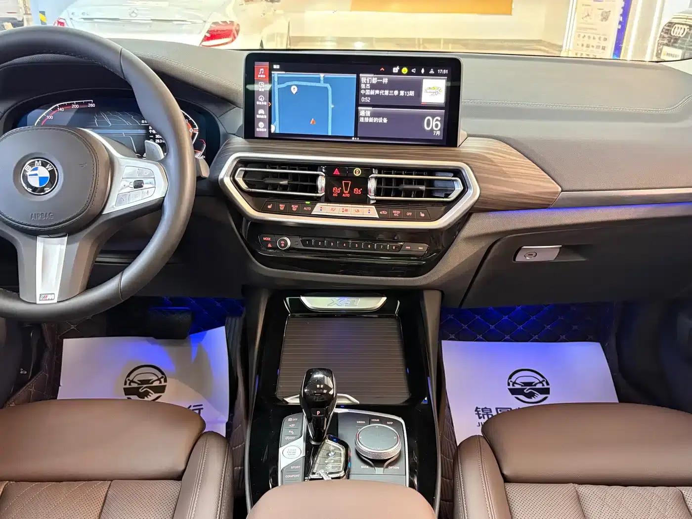 BMW X3 2023 xDrive30i Leading Edition M Sport Package — миниатюра 14