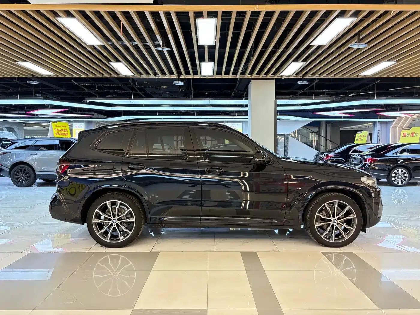 BMW X3 2023 xDrive30i Leading Edition M Sport Package — миниатюра 6