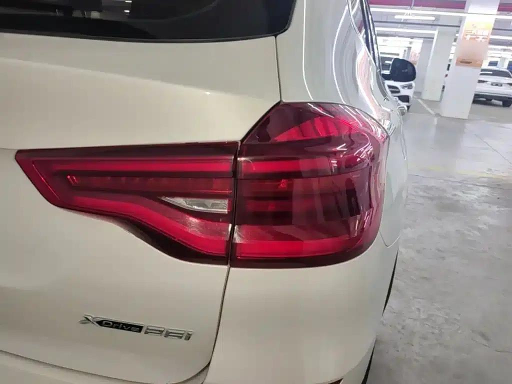 BMW X3 2019 xDrive25i Luxury Package — миниатюра 8