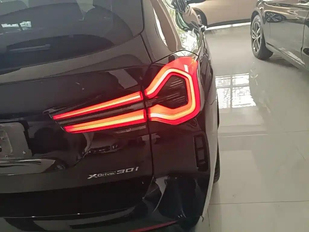 BMW X3 2022 Facelift II xDrive30i Luxury M Sport Package — миниатюра 8