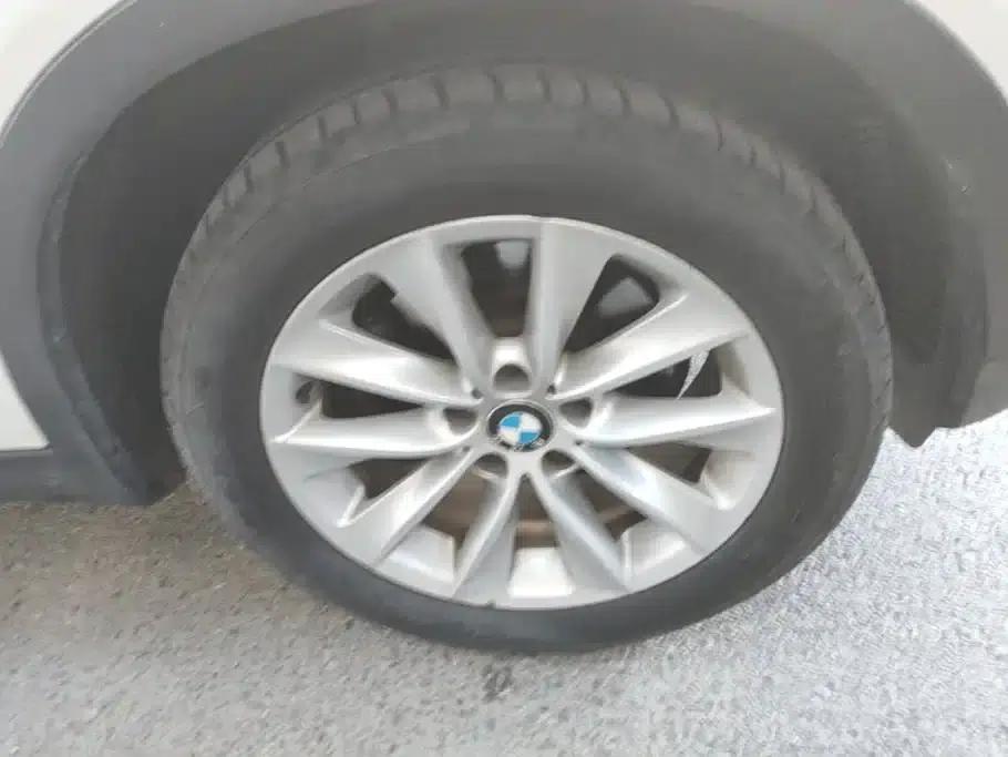 2013 BMW X3 Imported Model, Facelift, xDrive20i Luxury — миниатюра 6