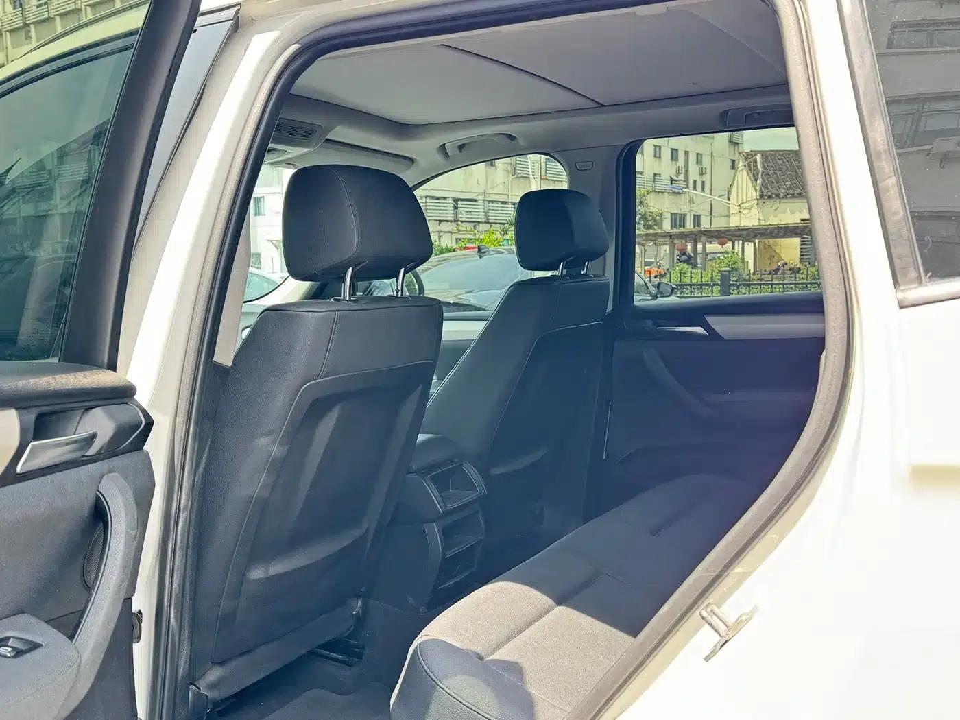 2016 BMW X3 sDrive20i (Imported) — миниатюра 7