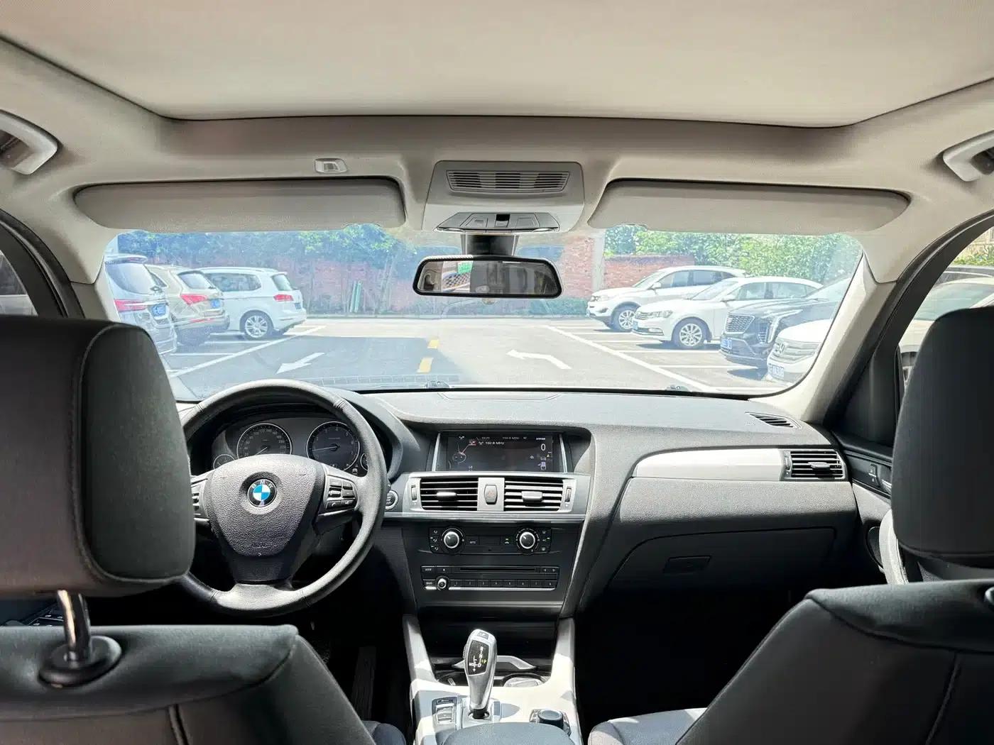 2016 BMW X3 sDrive20i (Imported) — миниатюра 9