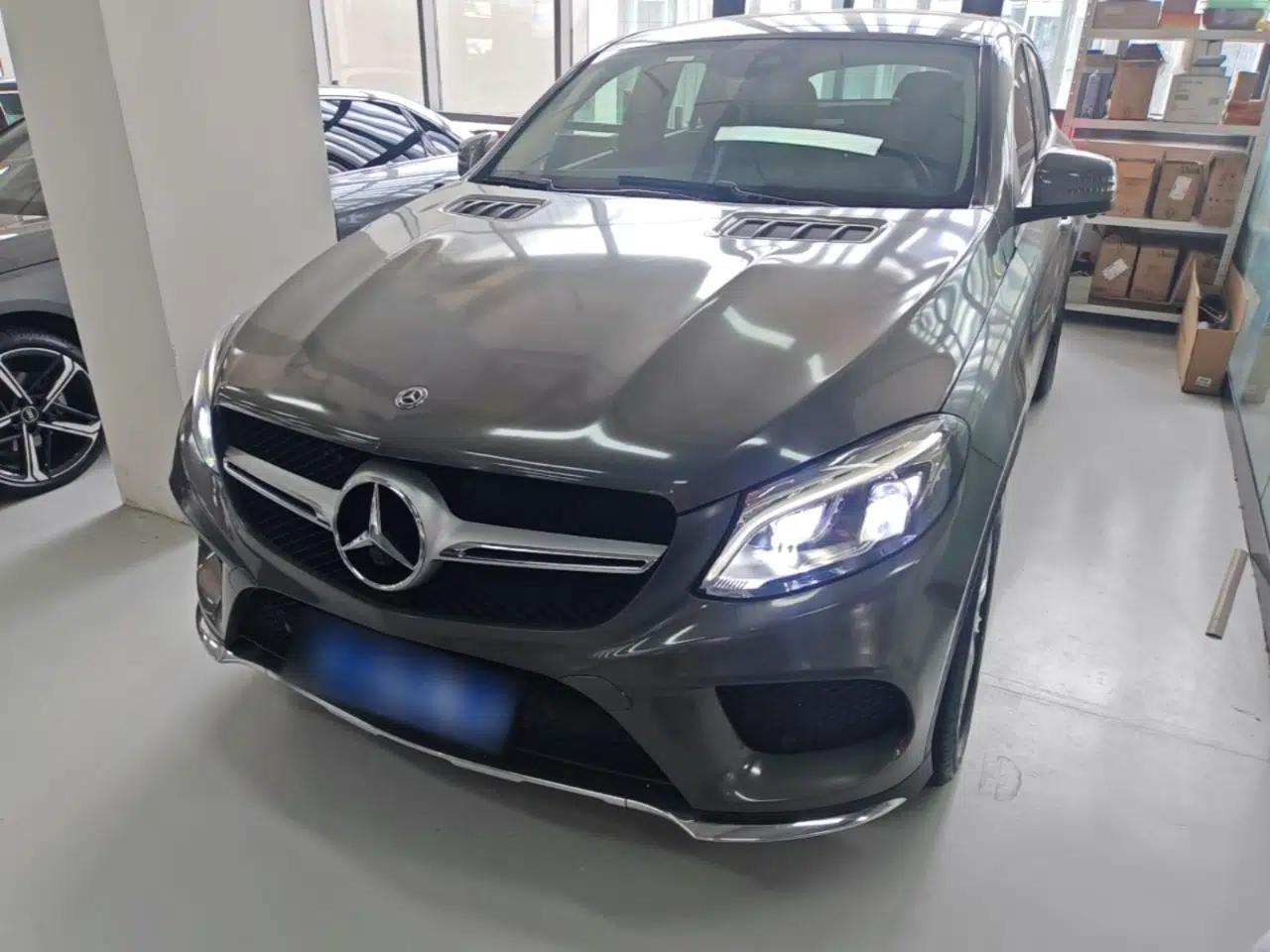 Mercedes-Benz GLE Coupe 2017 GLE 320 4MATIC Coupe SUV — миниатюра 1