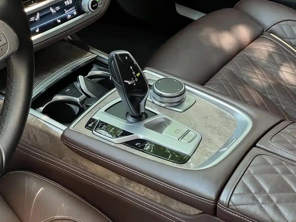 2019 BMW 7 Series Facelift 740Li Leading Luxury Package — миниатюра 14
